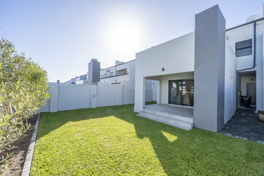 3 Bedroom Property for Sale in Sandown Western Cape